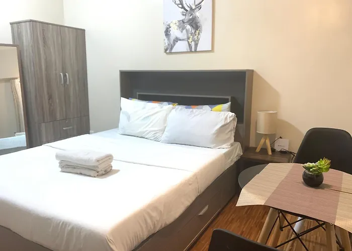 Luxanos Place- Sunvida Tower Apartment *
